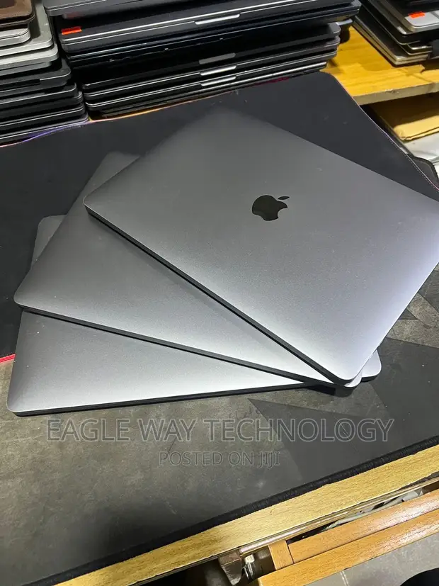 MacBook Pro 2019 16GB SSD256GB 充放電40回 MacBook Pro 2019 16GB SSD256GB 充放電40回（Apple MacBook Pro