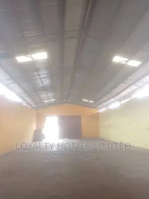 Warehouse Measuring About 1,000sqm