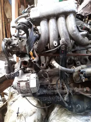 Toyota Hiace Engine 2RZ Injector