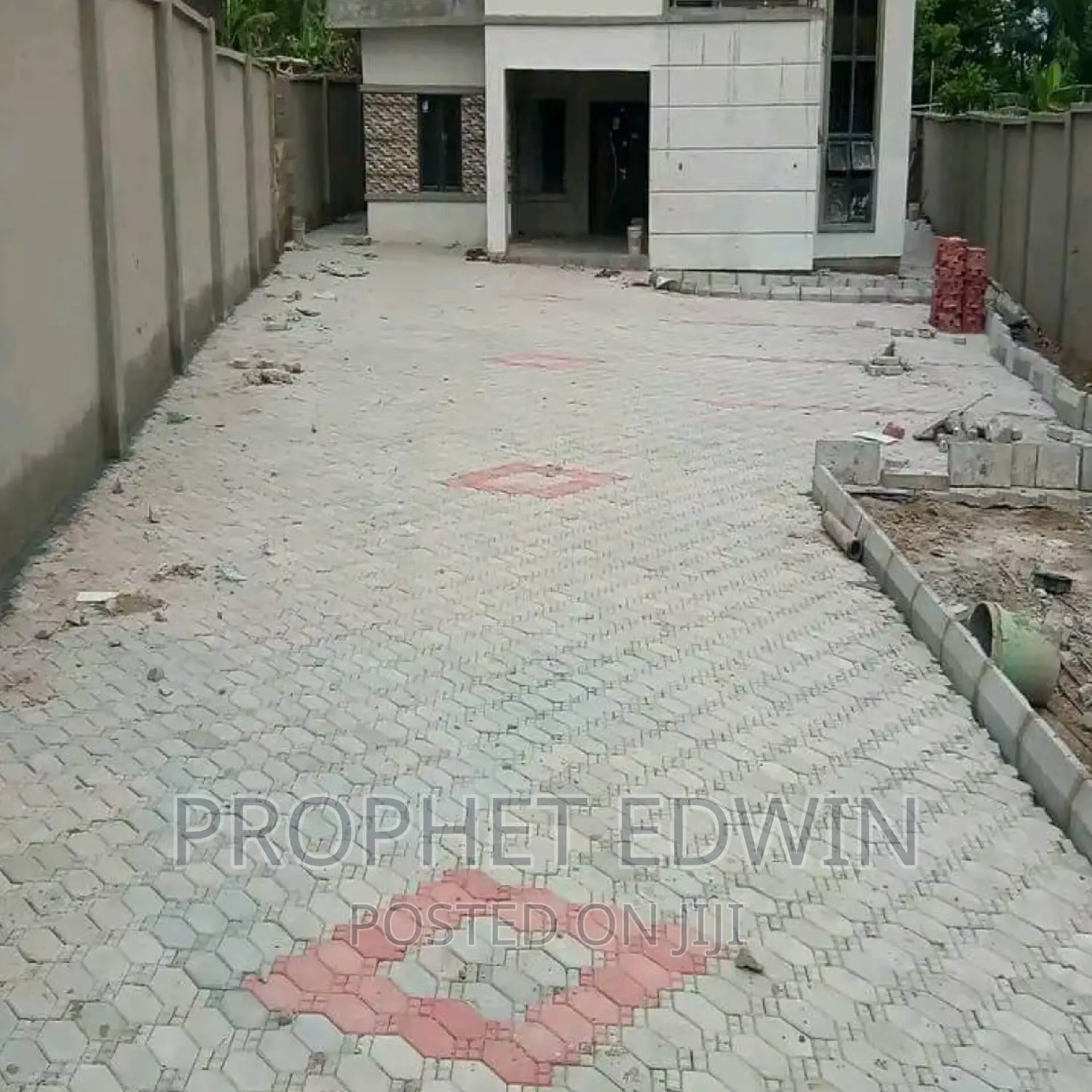 Ti Interlocking Stone