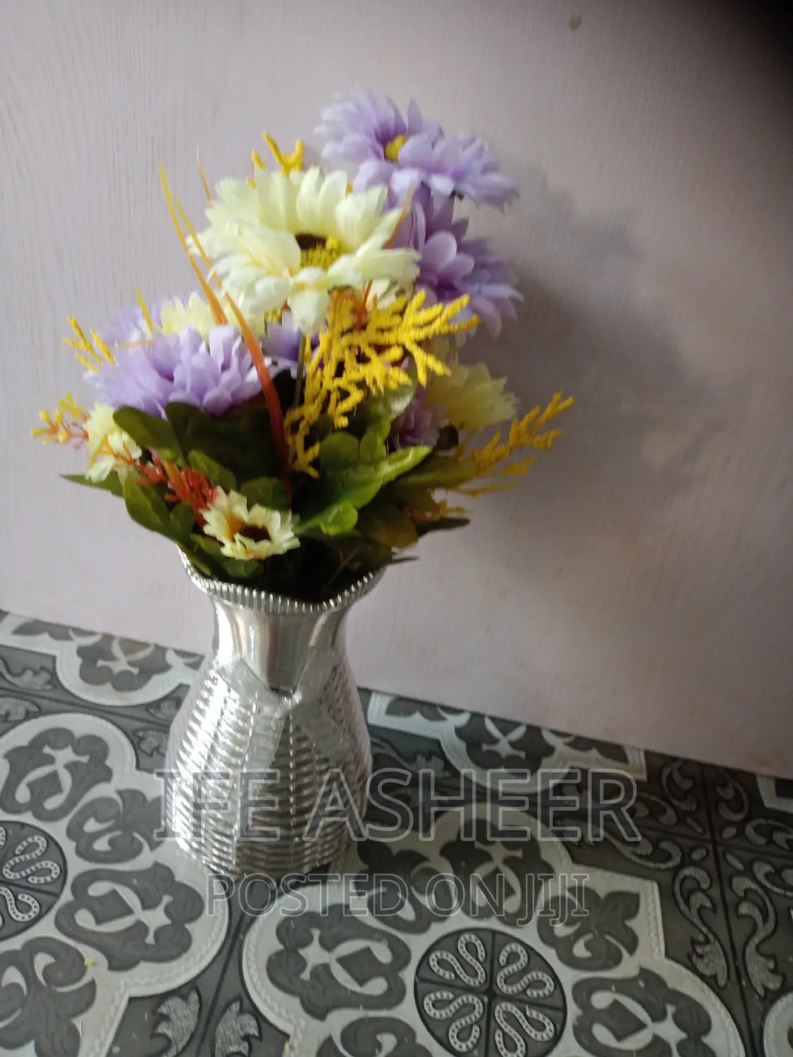 Exotic Flower Vase 04