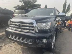 Toyota Sequoia Limited 4dr SUV 4WD (5.7L 8cyl 6A) 2011 Black