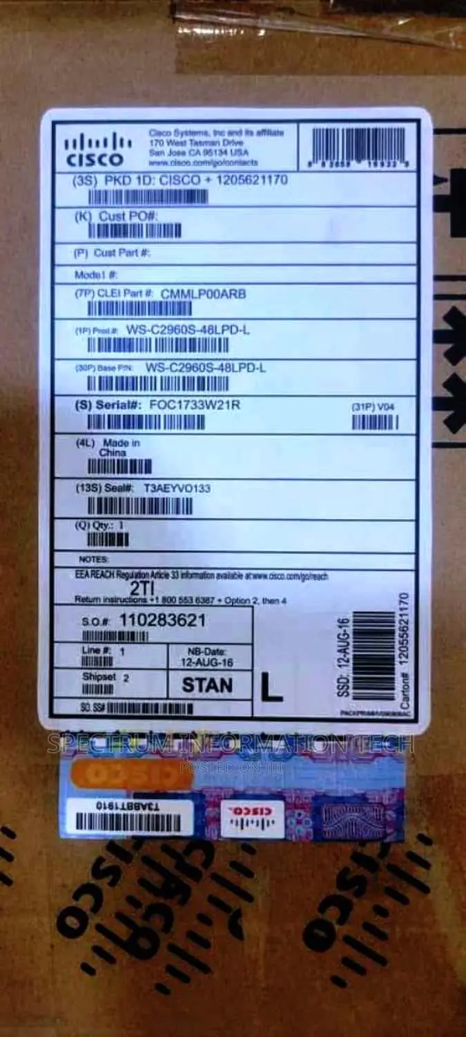 Cisco C2960s-48lpd-L 10gigabit and Poe Switch