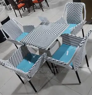 Outdoor Swimming Pool Table and Chairs