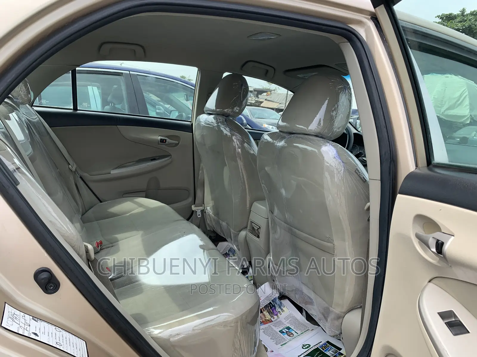 Toyota Corolla 2012 Gold