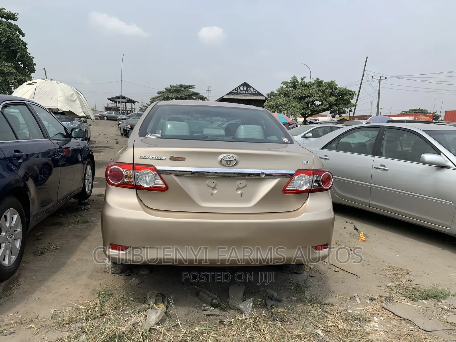 Toyota Corolla 2012 Gold