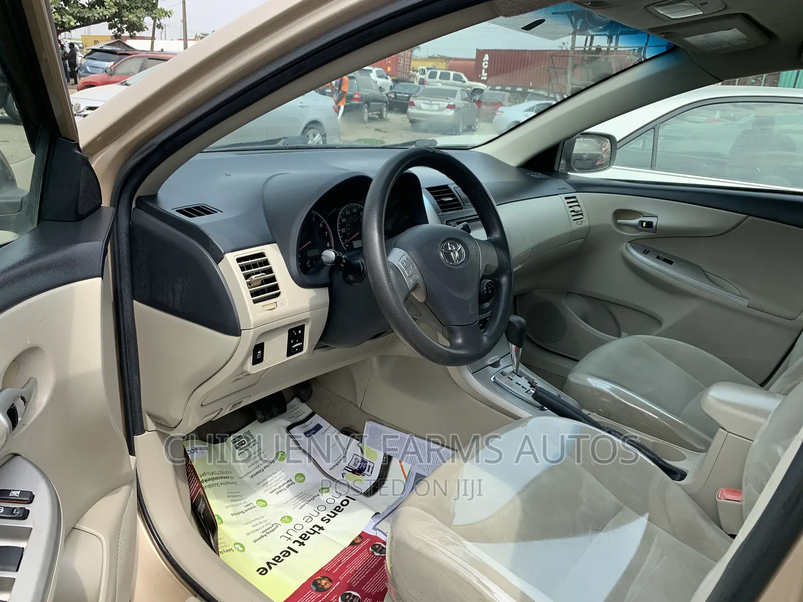 Toyota Corolla 2012 Gold