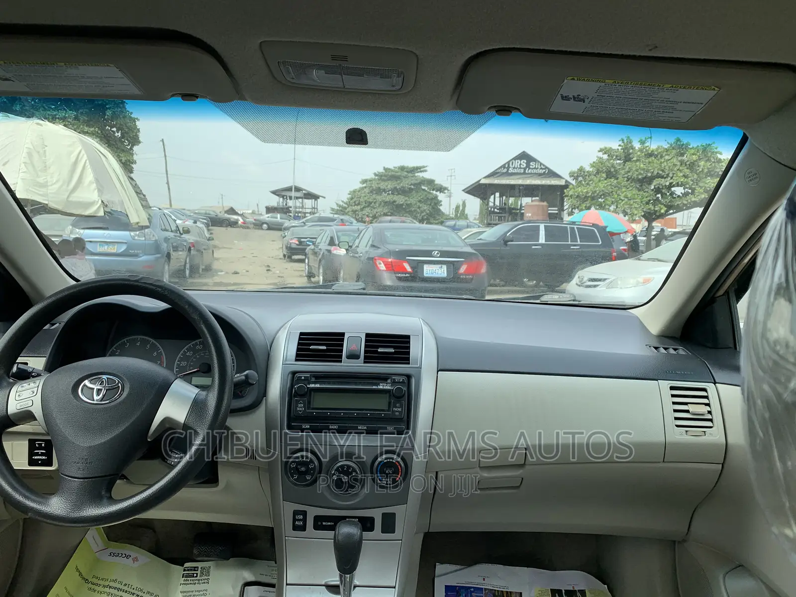 Toyota Corolla 2012 Gold