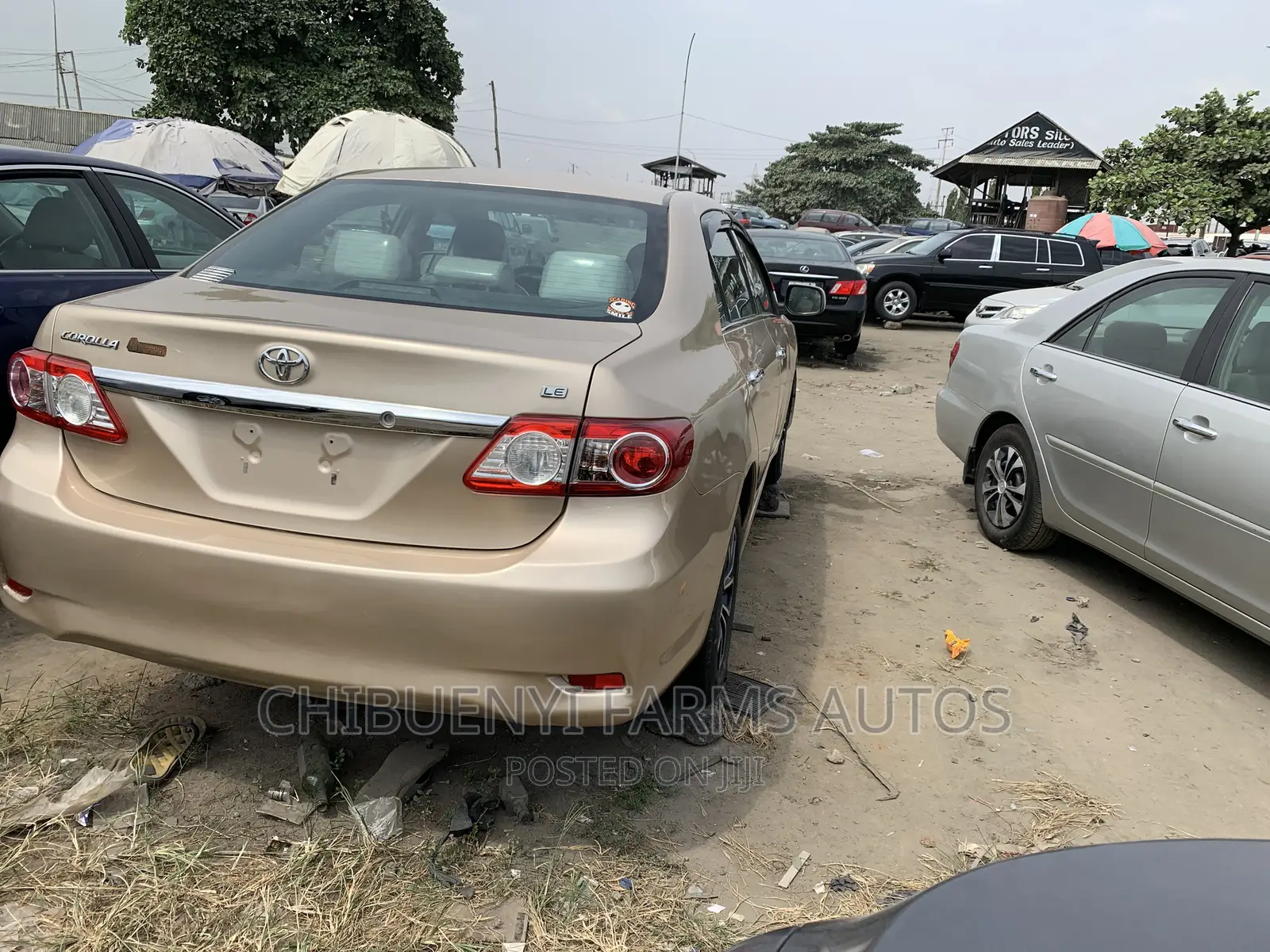 Toyota Corolla 2012 Gold