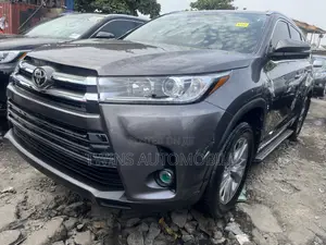 Toyota Highlander 2015 Gray
