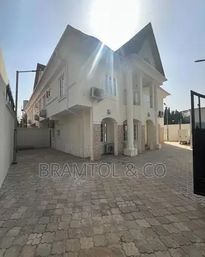 4bdrm Duplex in Maitama for rent