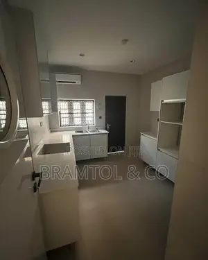 4bdrm Duplex in Maitama for rent