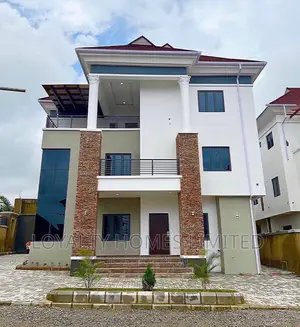 5bdrm Duplex in Guzape District for sale