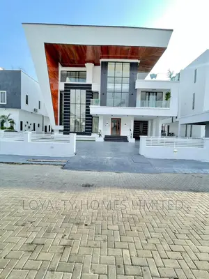 5bdrm Duplex in Osapa london for sale