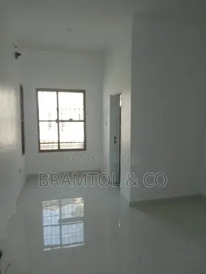 2bdrm Block of Flats in Guzape District for rent