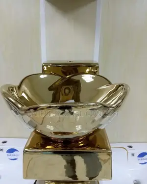 Gold Hanging Wash Hand Basin
