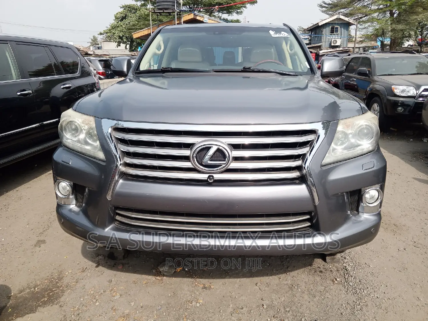 Lexus LX 570 AWD 2014 Gray