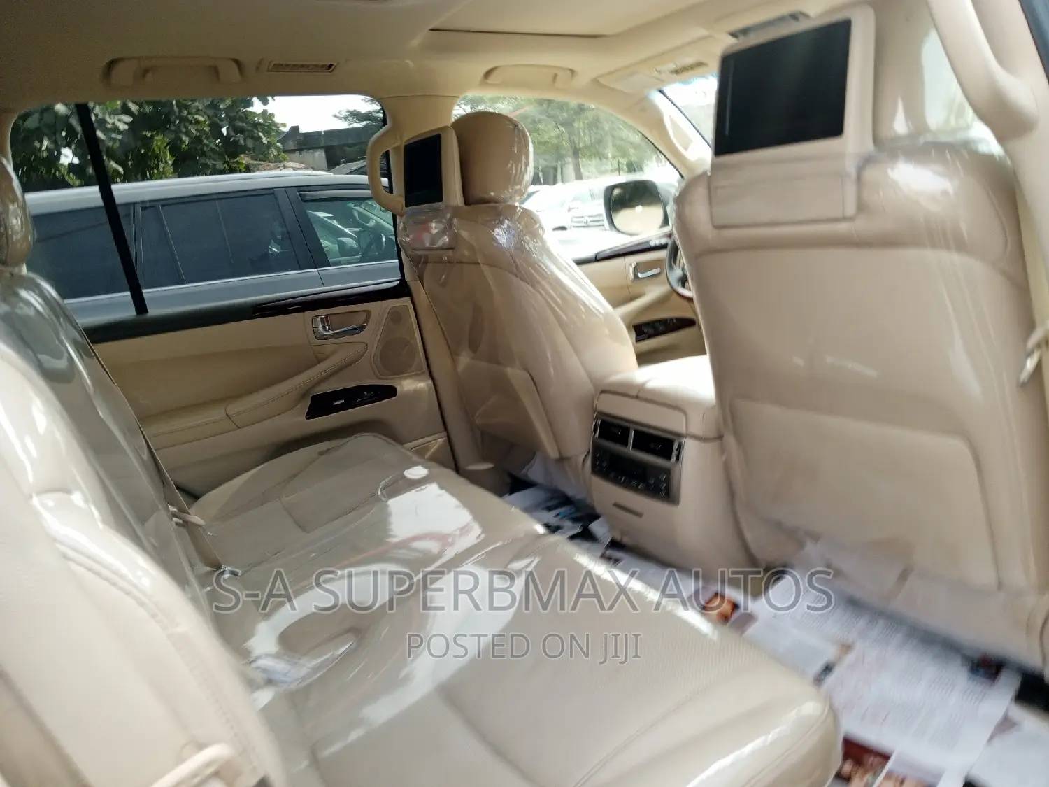 Lexus LX 570 AWD 2014 Gray
