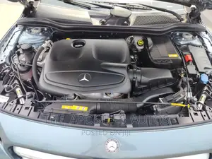 Mercedes-Benz GLA 250 2017 Blue