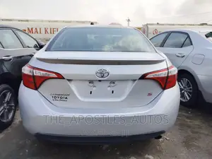 Toyota Corolla 2016 Silver