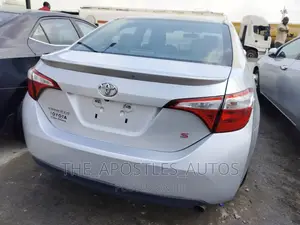 Toyota Corolla 2016 Silver