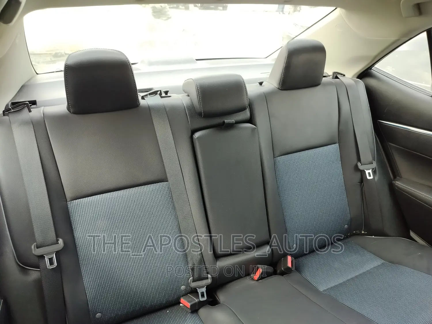 Toyota Corolla 2016 Silver