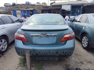 Toyota Camry 2009 Green