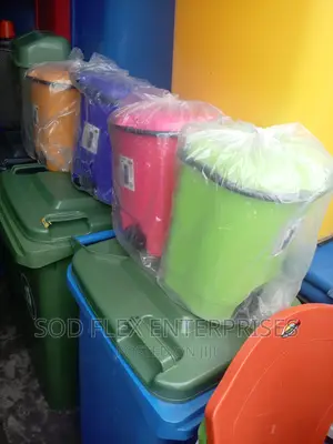 10 Liters Pedal Trash Bin