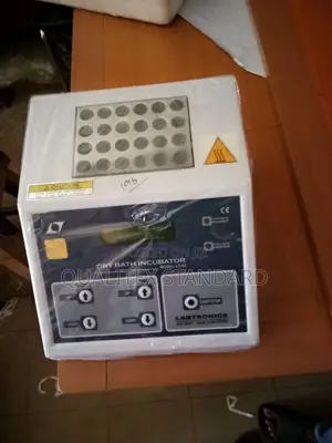 Labtronic Standard Dry Bath Incubator