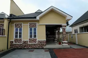 Furnished 3bdrm Bungalow in Adron City Of David., Pakuro for sale