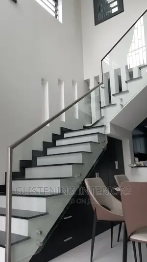 10mm Tempered Glass Staircase With U Channel