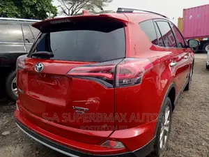 Toyota RAV4 2017 Red