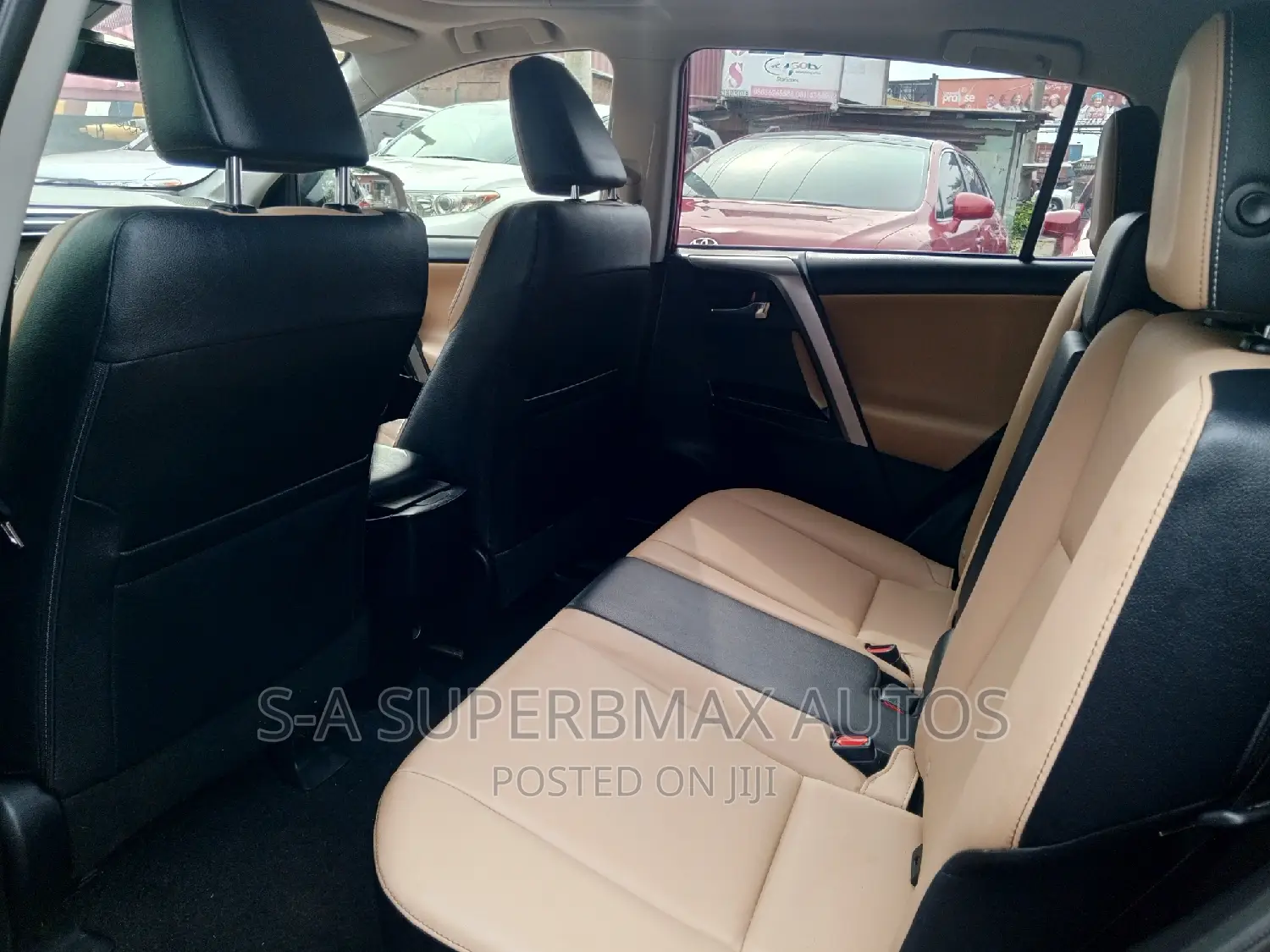 Toyota RAV4 2017 Red
