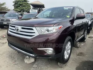 Toyota Highlander Limited 2012 Burgundy