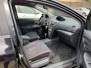 Toyota Yaris 2008 Black