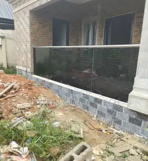 Quality Glass Handrail