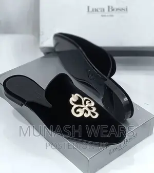 Luxury Italian Velvet Luca Bossi Half Shoe