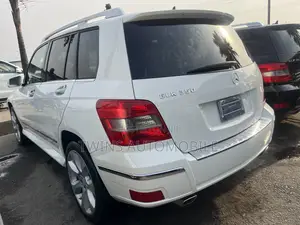 Mercedes-Benz GLK-Class 350 4MATIC 2011 White
