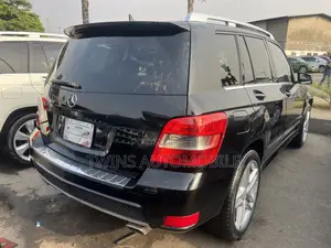 Mercedes-Benz GLK-Class 350 4MATIC 2011 Black