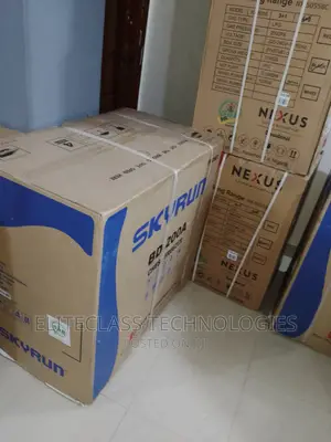 Clean Skyrun 200 Litres Chest Freezer (BD-200A)