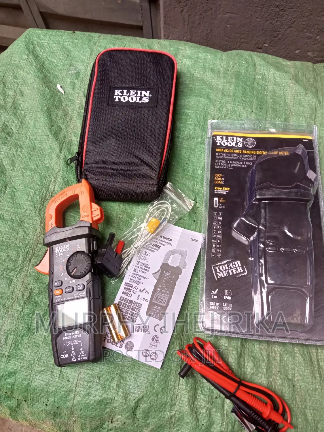 Digital Clamp Meter, AC Auto-Range TRMS, Low Impedance