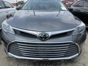 Toyota Avalon Limited 4dr Sedan (3.5L 6cyl 6A) 2014 Gray