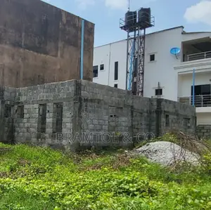 4bdrm Duplex in Idu Industrial for rent