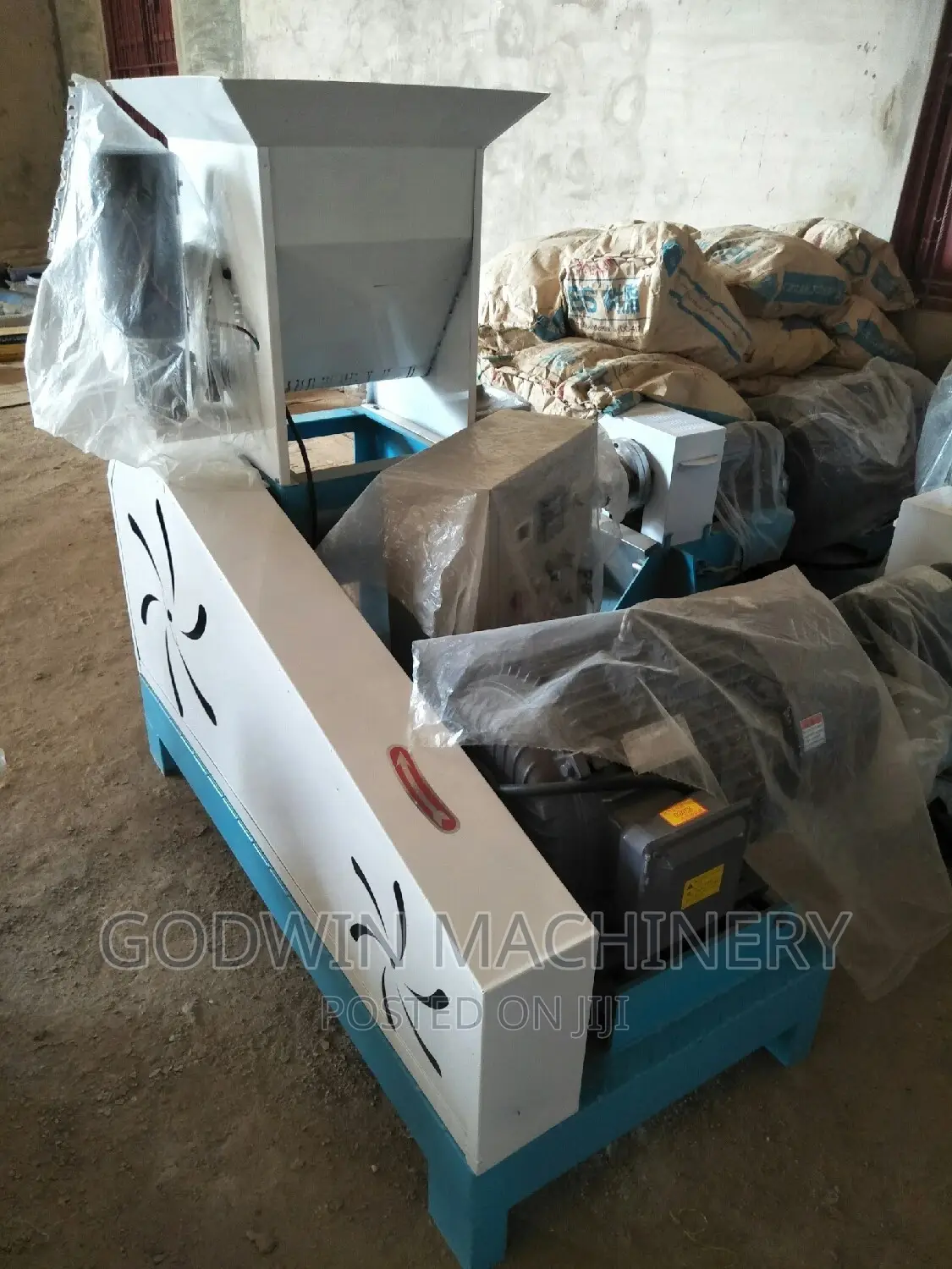 Milling Machine for Floating Fish Feed