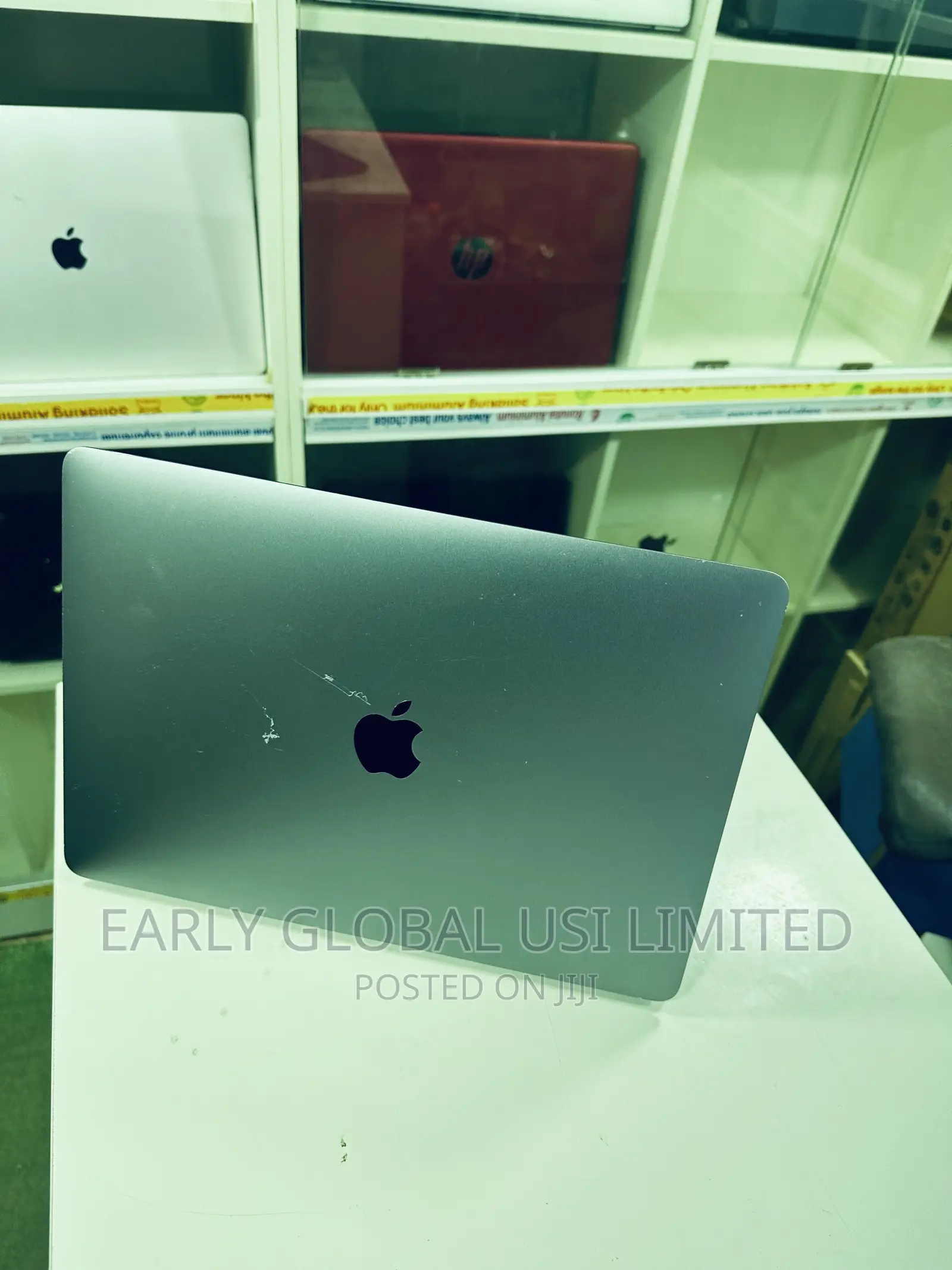 Laptop Apple MacBook Pro 2017 8GB Intel Core I5 SSD 128GB