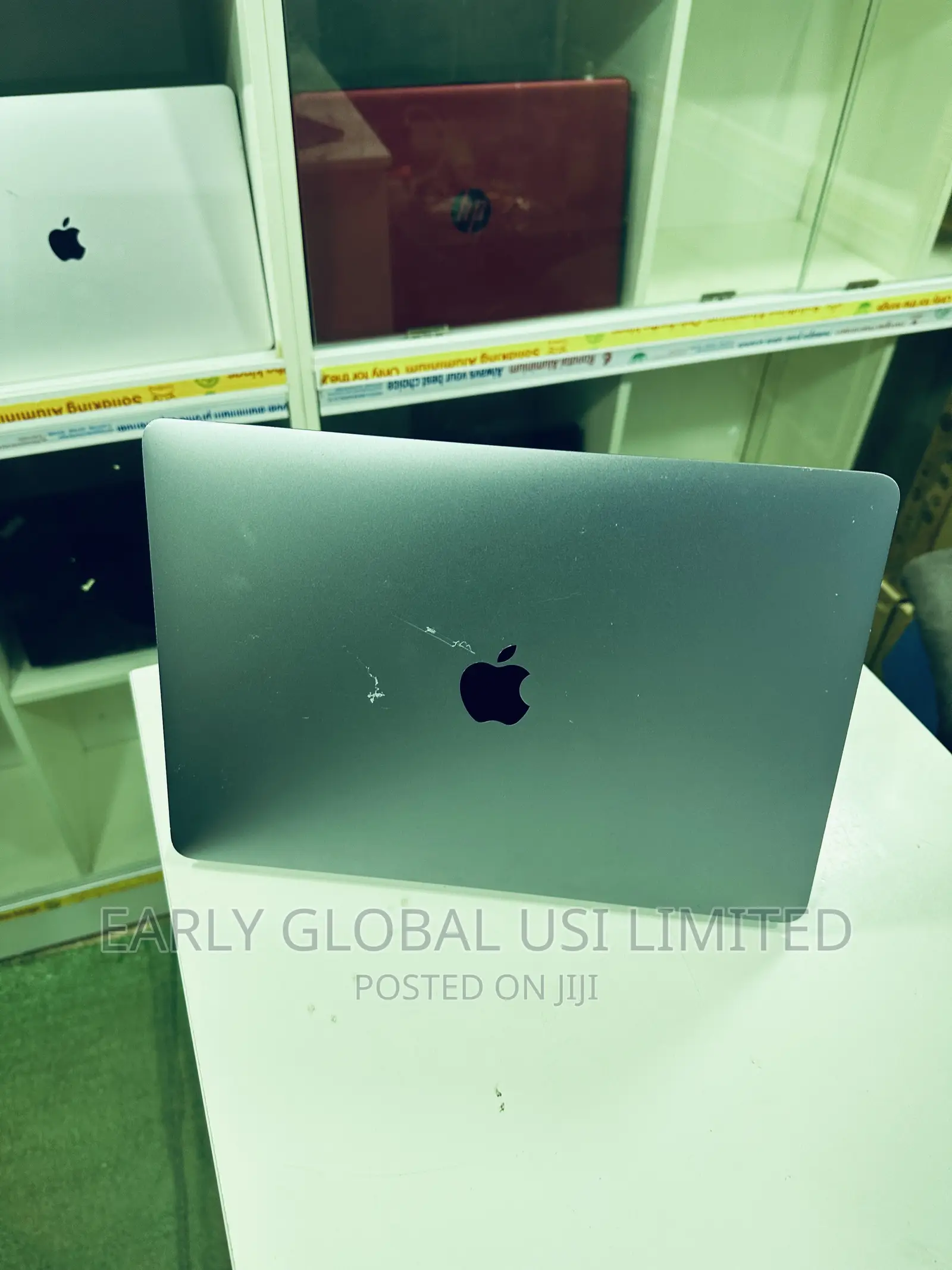 Laptop Apple MacBook Pro 2017 8GB Intel Core I5 SSD 128GB