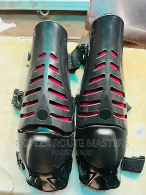Long Kneel Guards