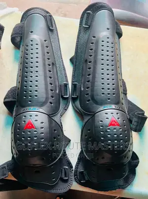 Long Kneel Guards