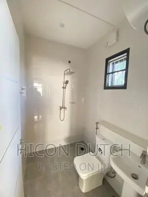 2bdrm Block of Flats in Kado Main. for rent