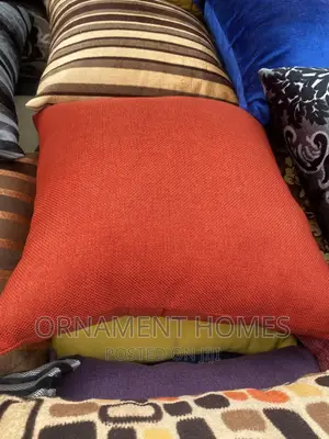 Throwpilliows